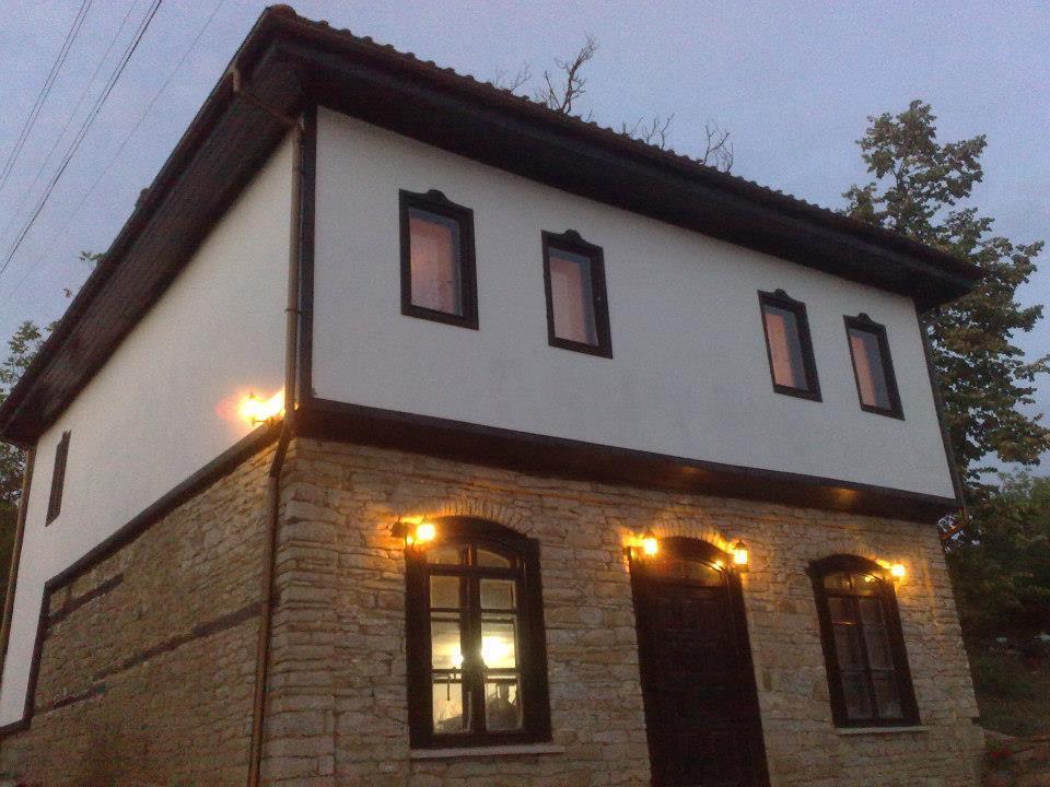 Staroto Shkolo House - Rooms For Guests Subotkovtsi Εξωτερικό φωτογραφία